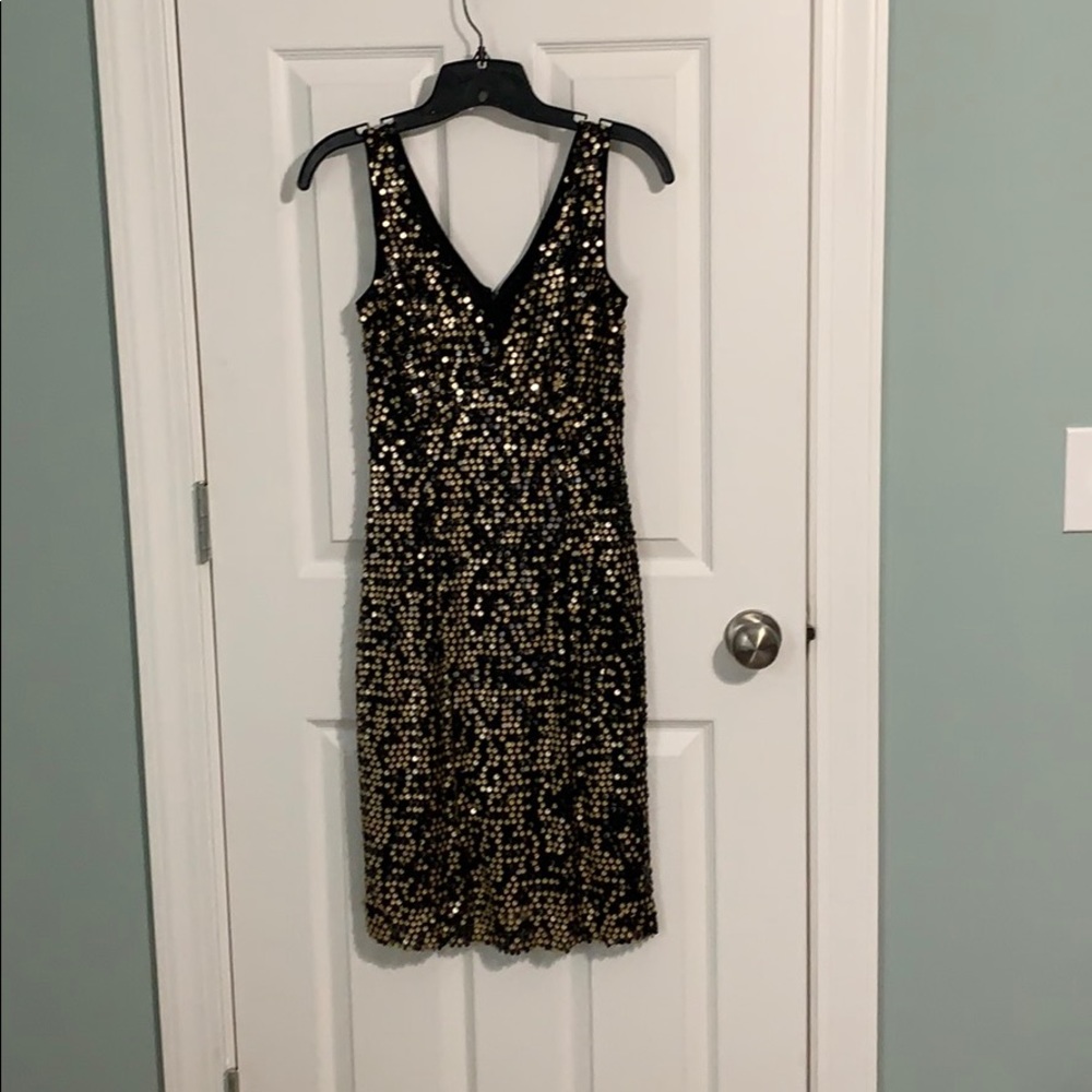 Gatspy, sequins dress!